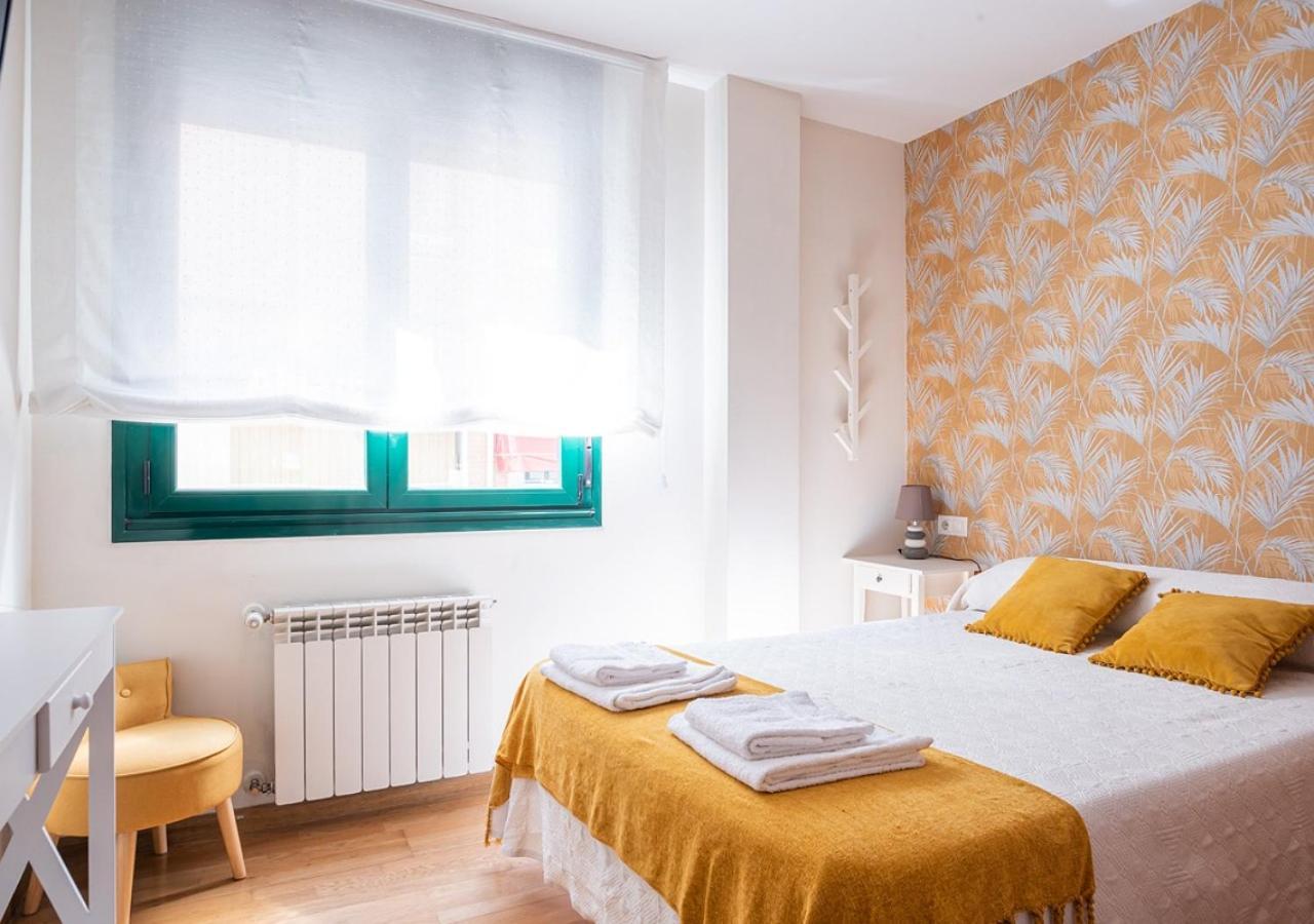 Apartamento Centrico Con Wifi Y Parking De Coche Tamano Medio Onís エクステリア 写真