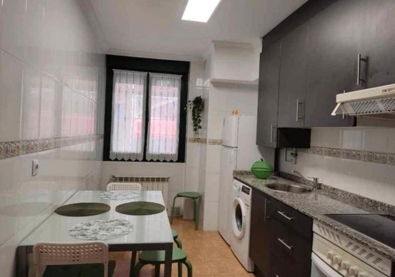 Apartamento Centrico Con Wifi Y Parking De Coche Tamano Medio Onís エクステリア 写真